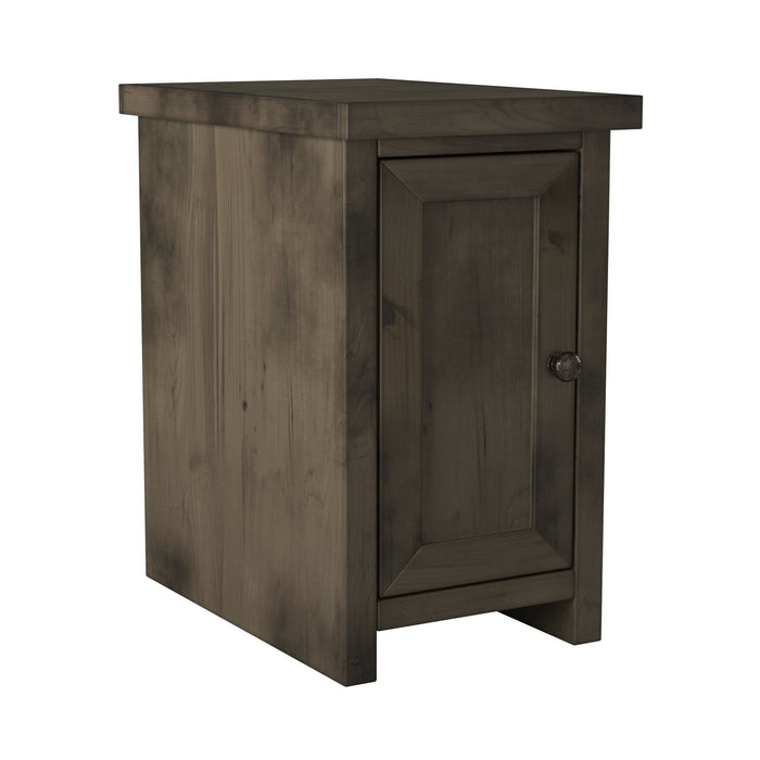 Bridgevine Home - Joshua Creek 14" Chairside Table - Barnwood Finish