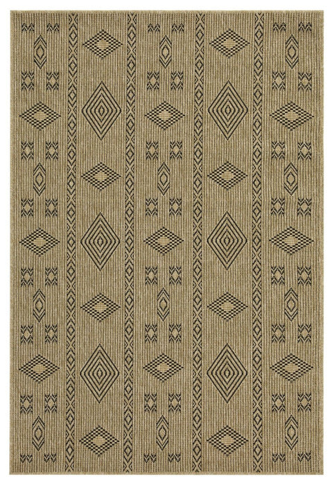 Earth - 5'3" X 7'3" Indoor / Outdoor Area Rug Polypropylene - Jute / Black