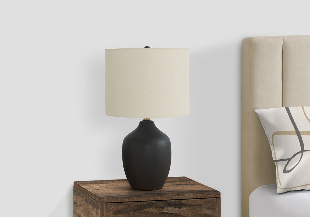 Lighting, Table Lamp, Ceramic, Transitional - Black / Cream