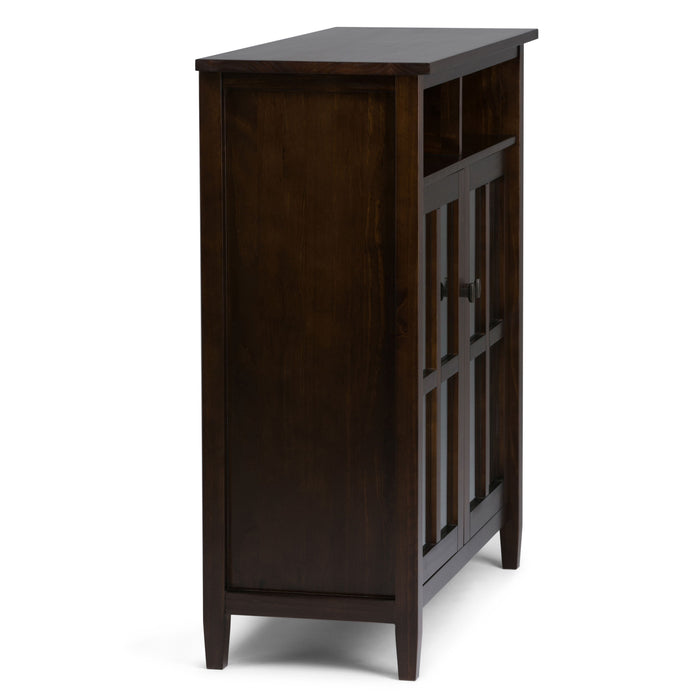 Warm Shaker - Medium Storage Media Cabinet