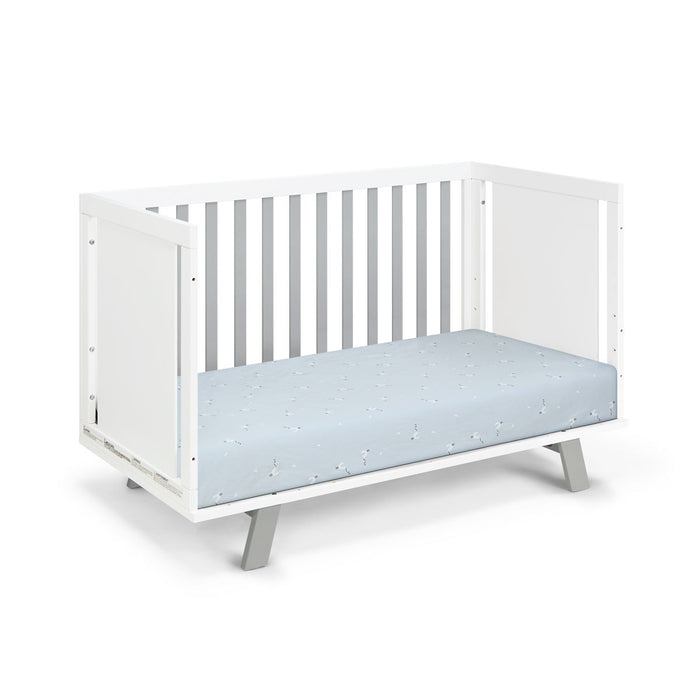 Livia - 3-in-1 Convertible Island Crib - White Frame